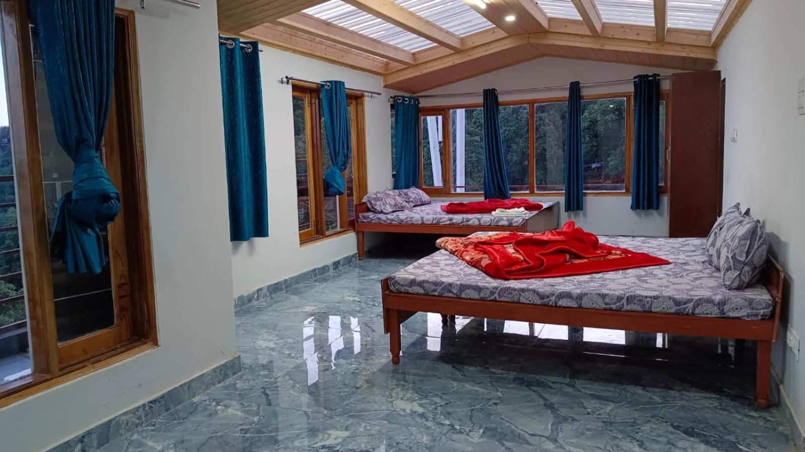 Shiv Shakti Homestay - Near Isbt, Bypass Mc Parking, Hpu, And Advance Study 심라 외부 사진